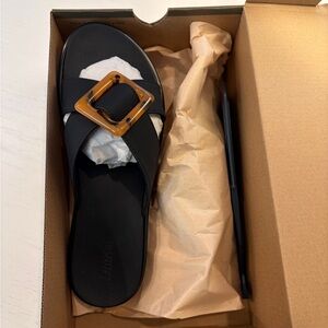 OluKai Women's Black La'i Slide Sandals